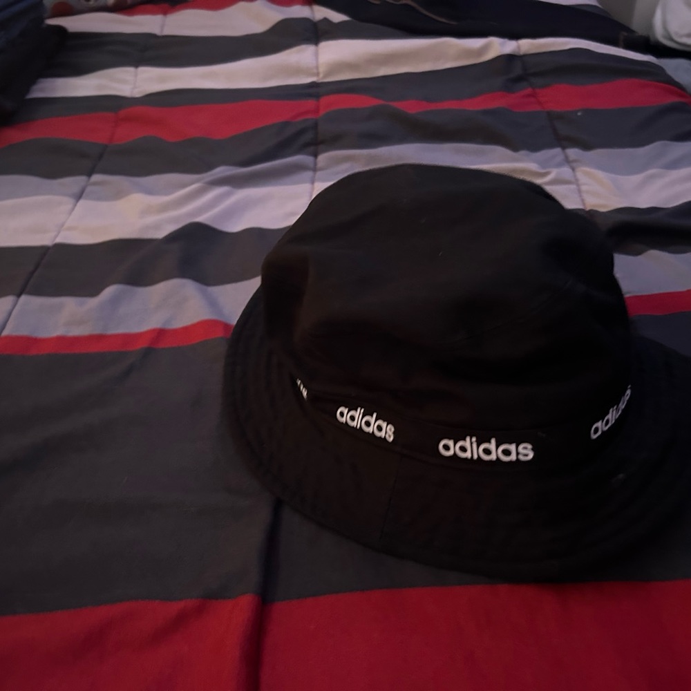 Adidas bucket hat